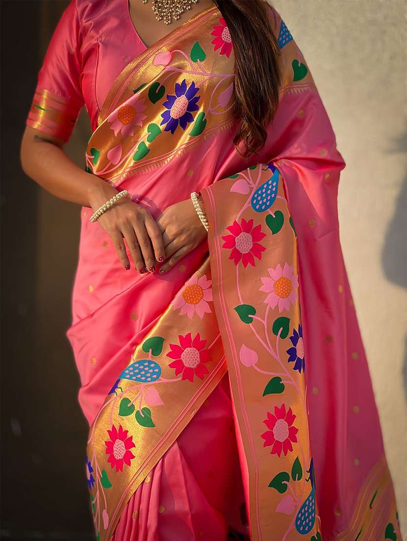 women self design paithani saree with blouse - 22571708 -  Standard Image - 4