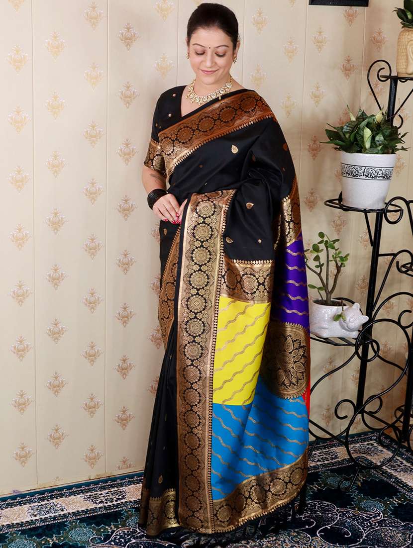 women self design banarasi saree with blouse - 22571743 -  Standard Image - 1