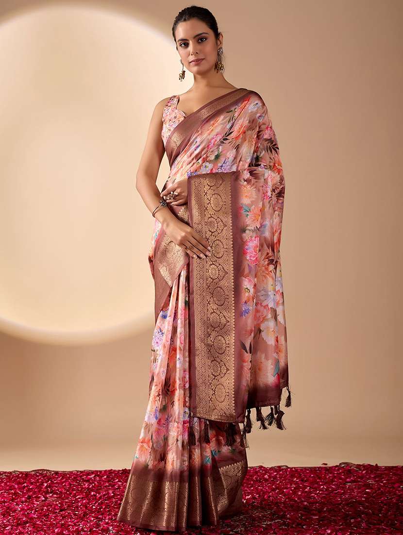 women printed bordered saree with blouse