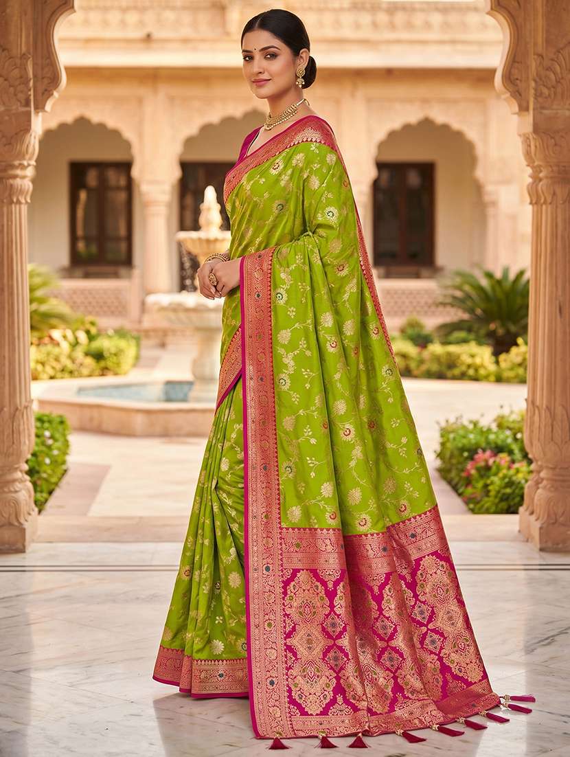 women self design banarasi saree with blouse - 22572027 -  Standard Image - 1