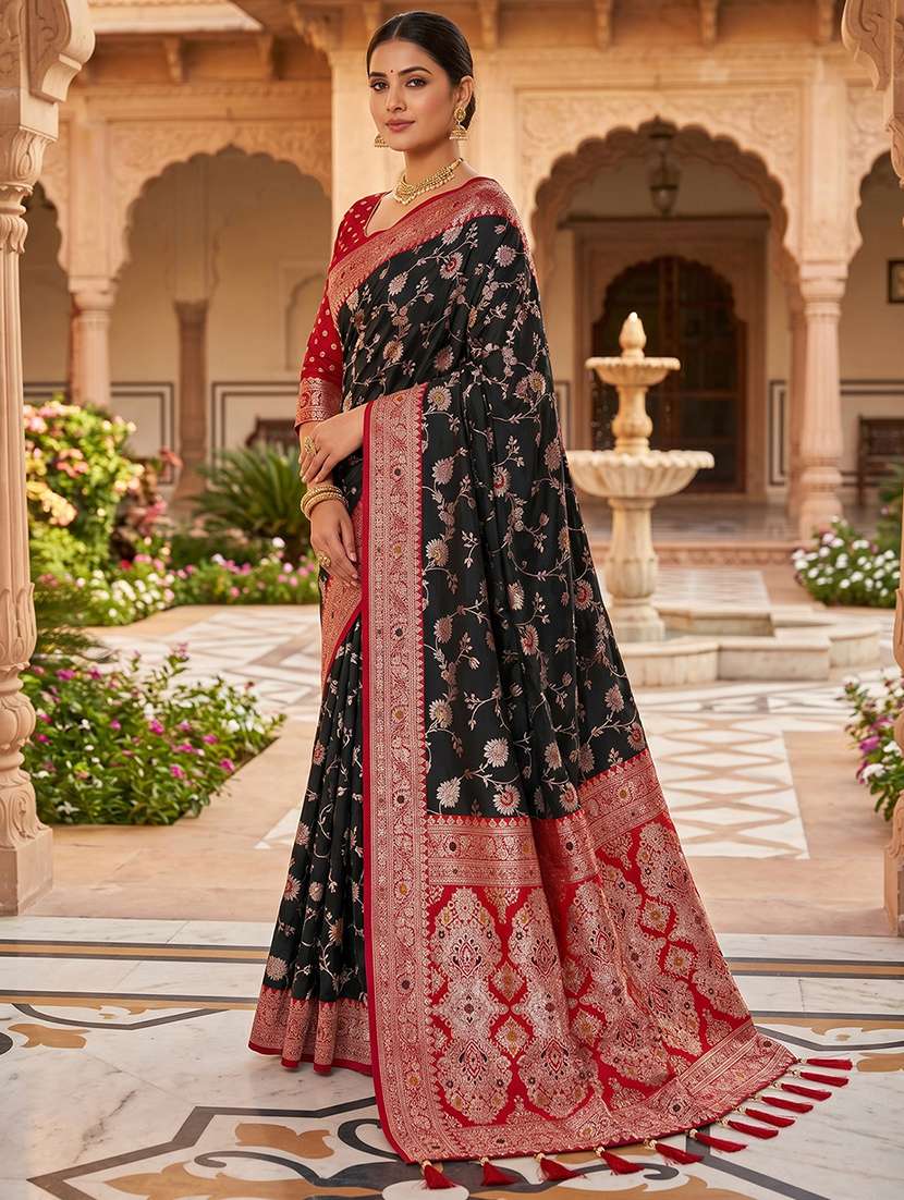 women self design banarasi saree with blouse - 22572028 -  Standard Image - 1
