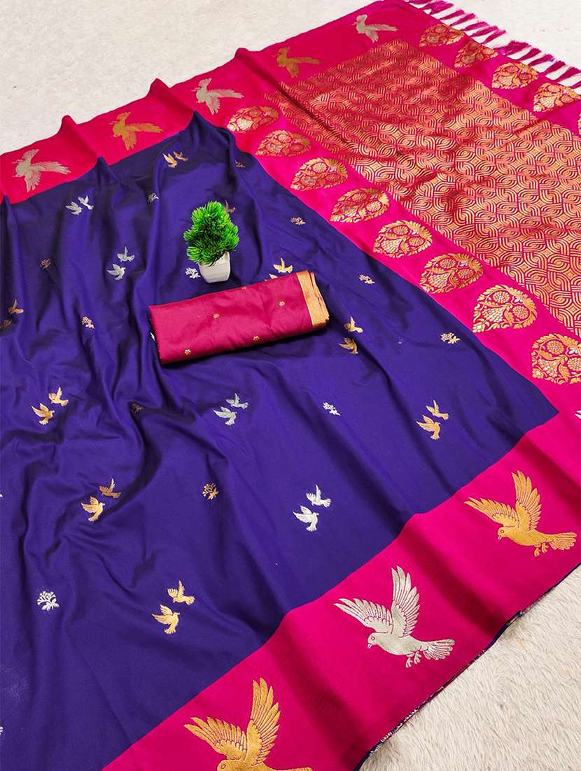 women self design banarasi saree with blouse - 22572042 -  Standard Image - 4