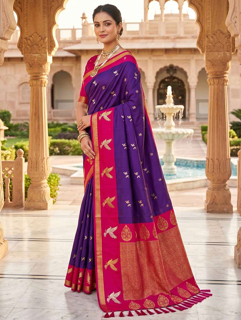 women self design banarasi saree with blouse - 22572045 -  Standard Image - 1