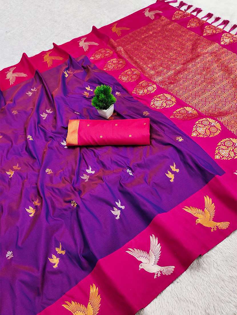 women self design banarasi saree with blouse - 22572045 -  Standard Image - 4