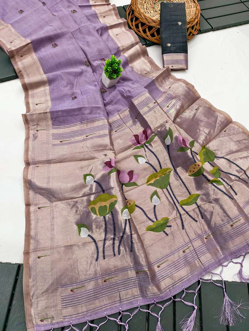 women self design paithani saree with blouse - 22572049 -  Standard Image - 4