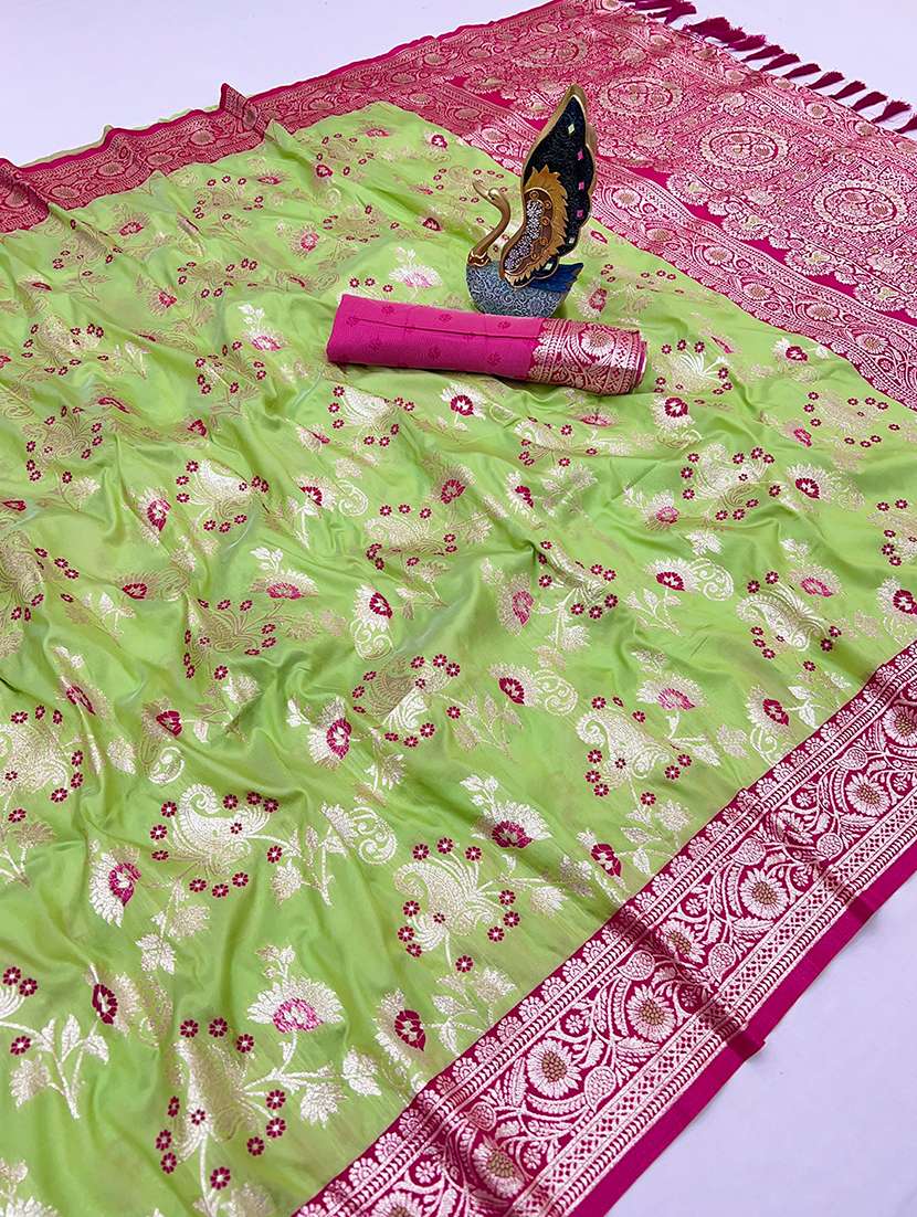 women self design banarasi saree with blouse - 22572065 -  Standard Image - 4