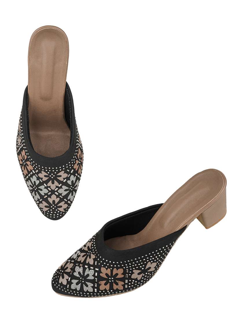 Women Printed Slip On Sandal - 22572090 -  Standard Image - 1