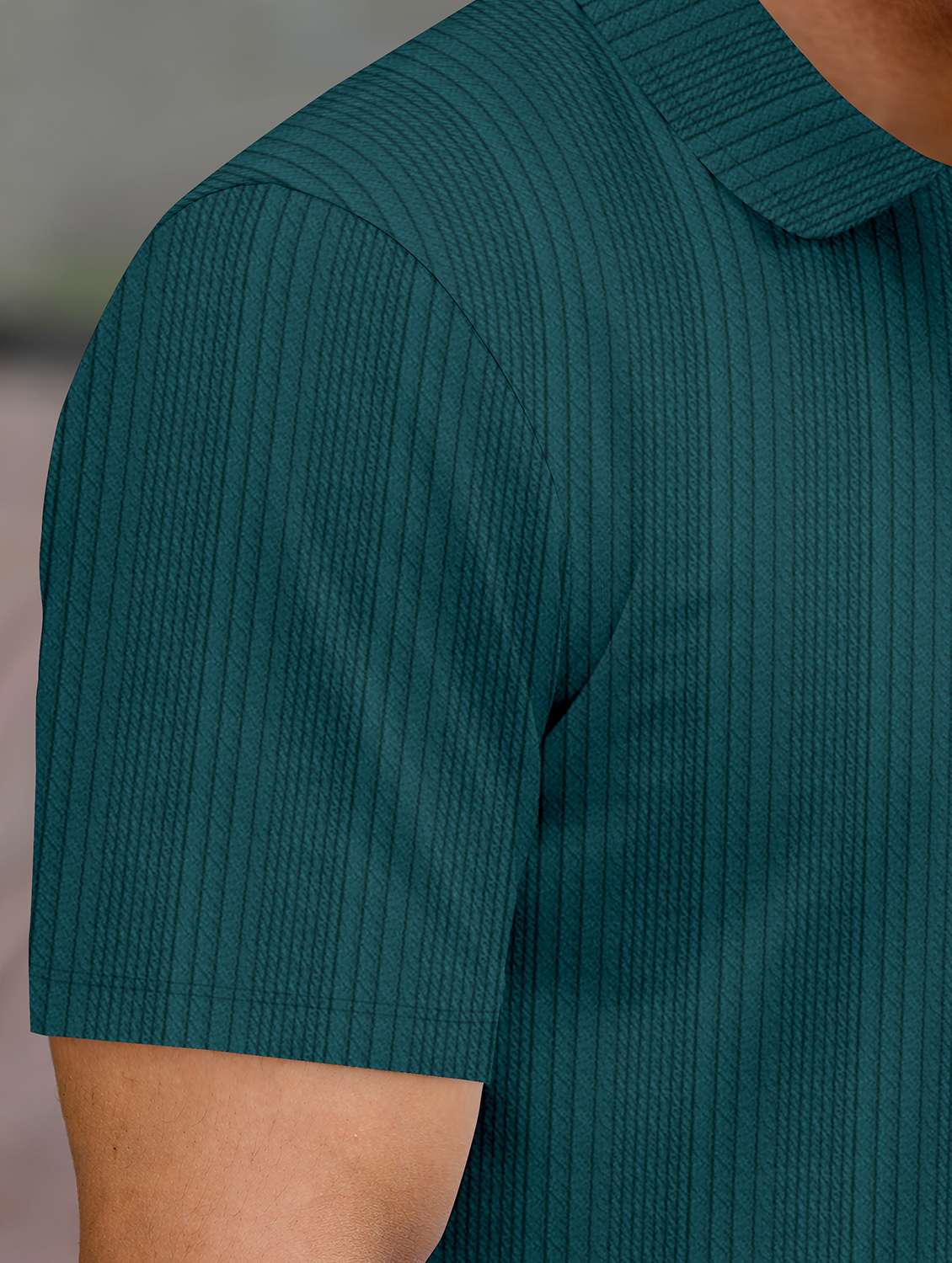 men textured short sleeves polo t-shirt - 22572151 -  Standard Image - 4