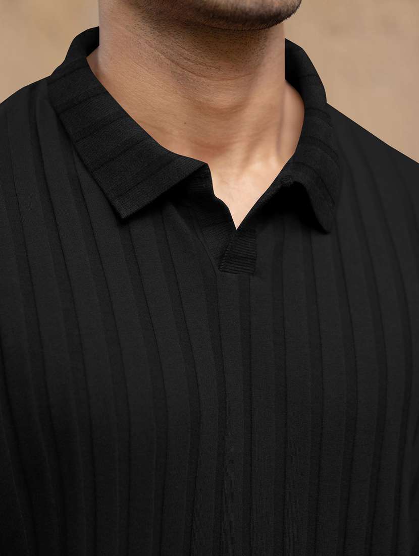 men textured short sleeves polo t-shirt - 22572159 -  Standard Image - 1