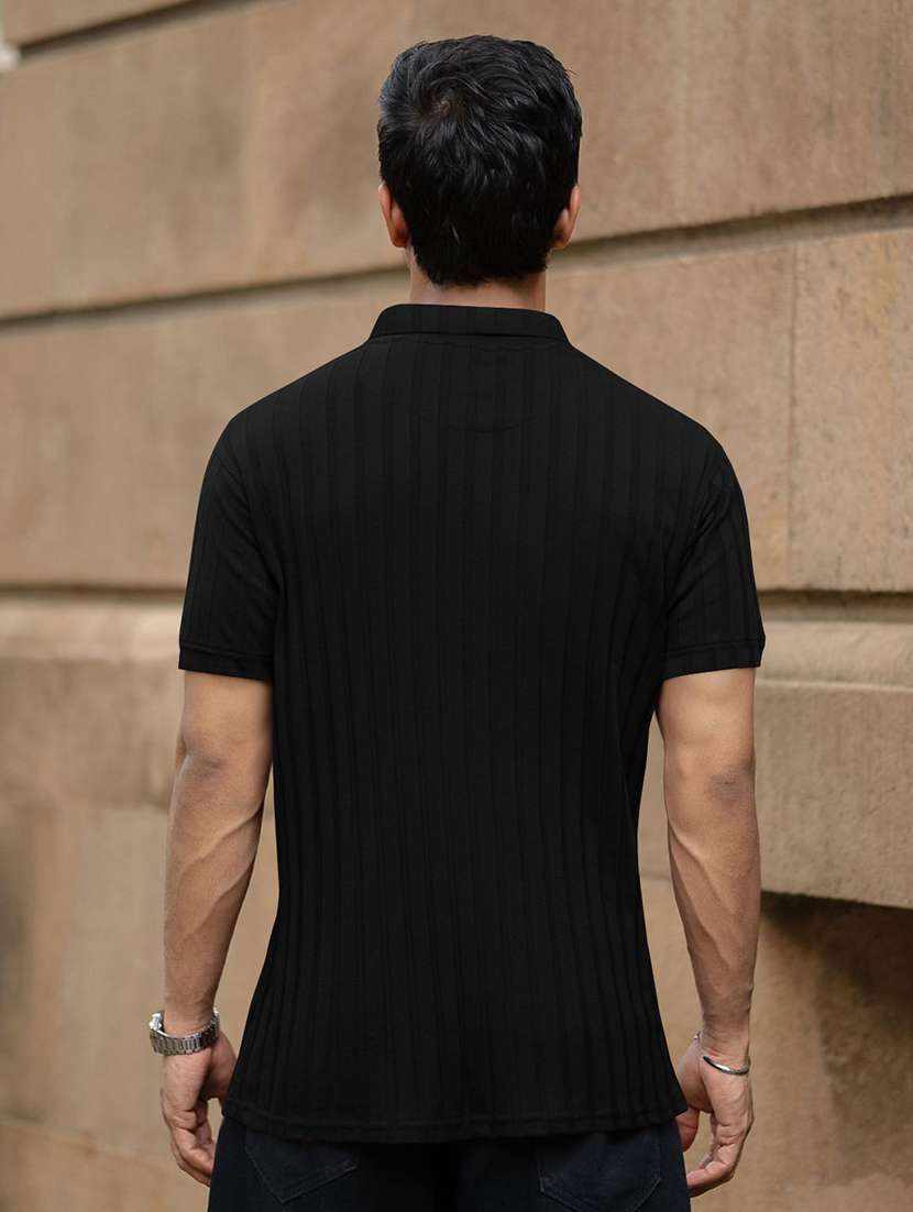 men textured short sleeves polo t-shirt - 22572159 -  Standard Image - 4