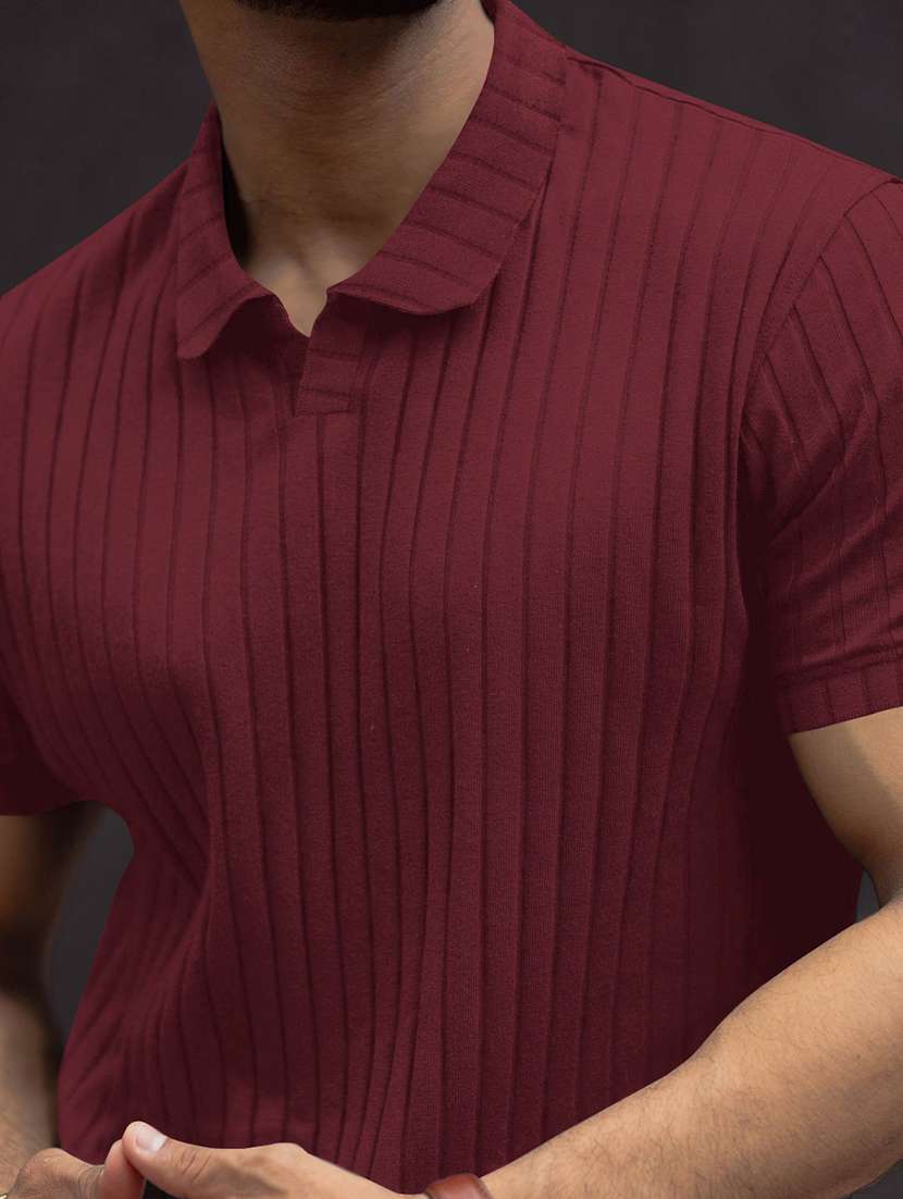 men textured short sleeves polo t-shirt - 22572173 -  Standard Image - 1