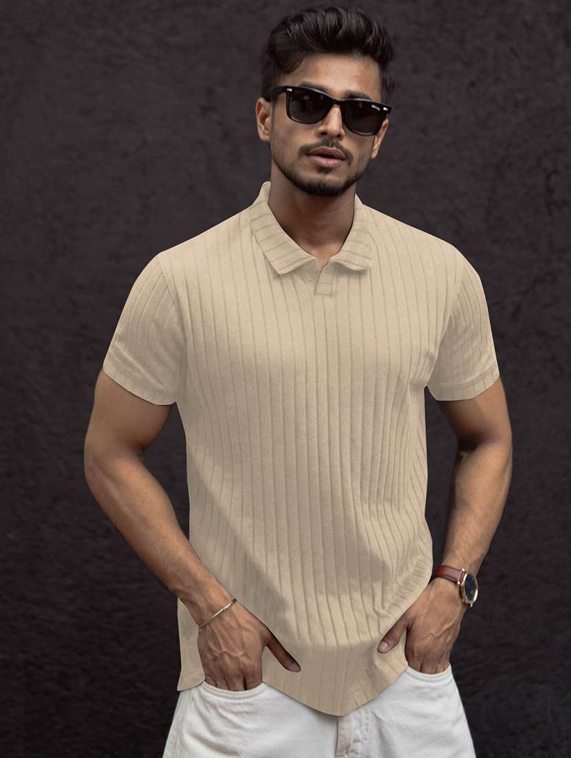 men textured short sleeves polo t-shirt