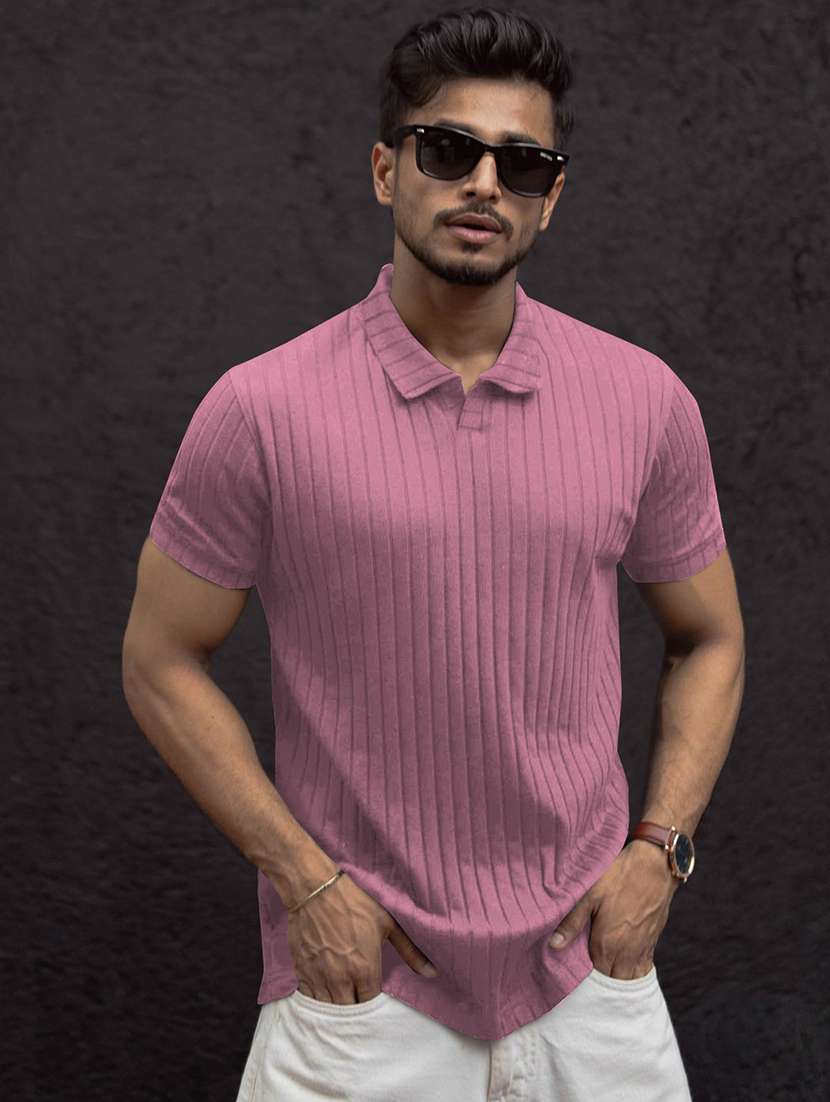 men textured short sleeves polo t-shirt