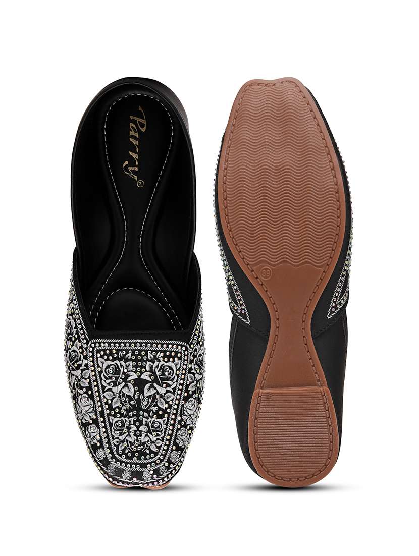 women embellished slip on jutti - 22572215 -  Standard Image - 4