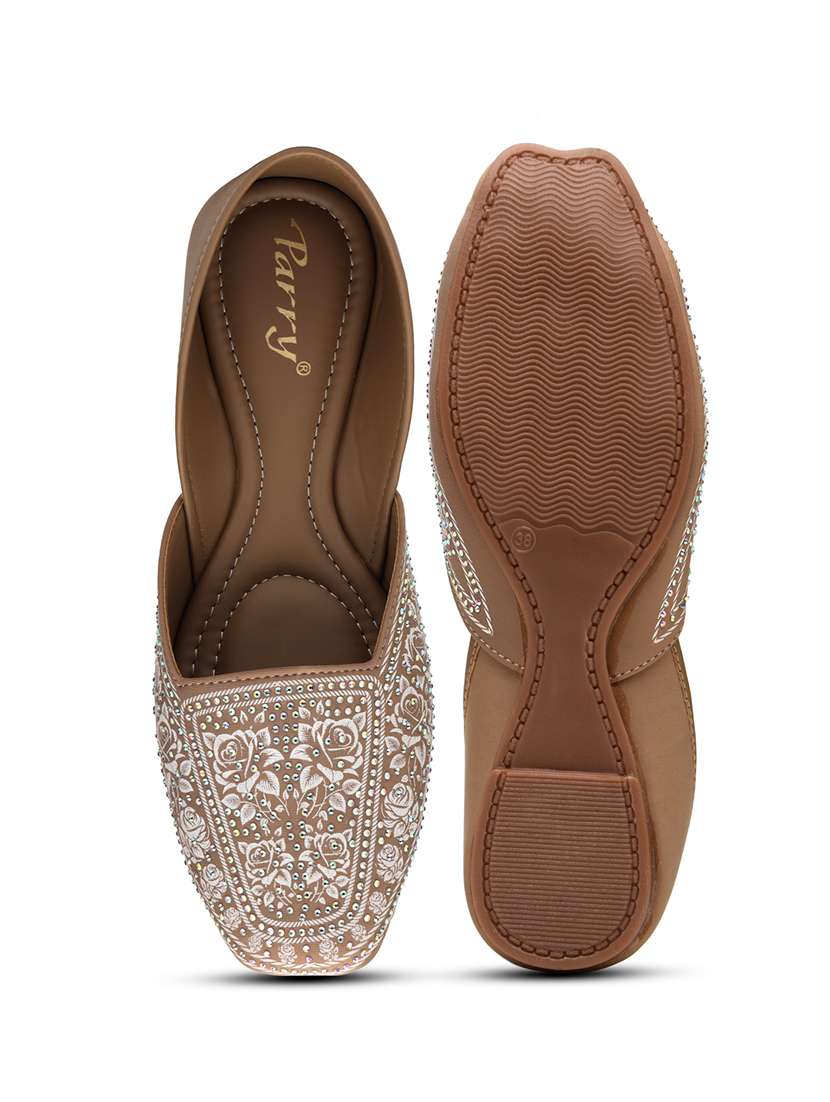 women embellished slip on jutti - 22572216 -  Standard Image - 4
