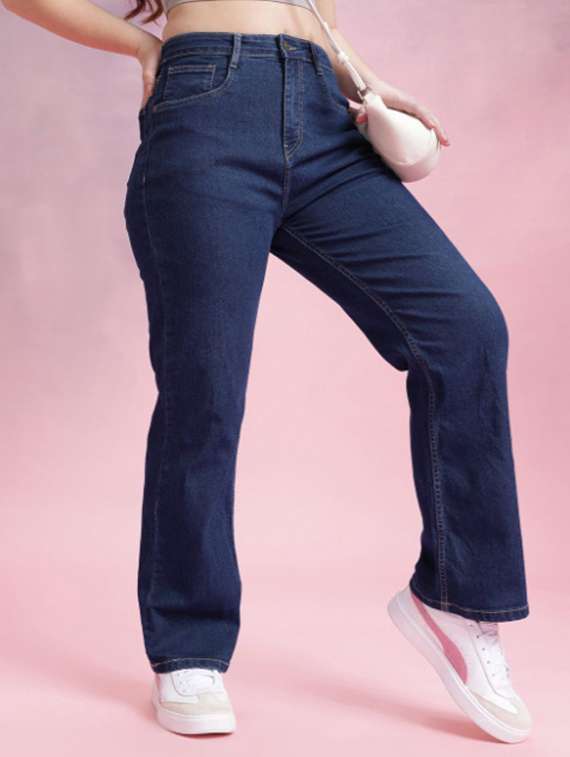 women solid mid rise straight jeans - 22573038 -  Standard Image - 4