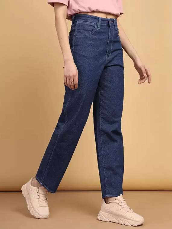 women washed mid rise straight jeans