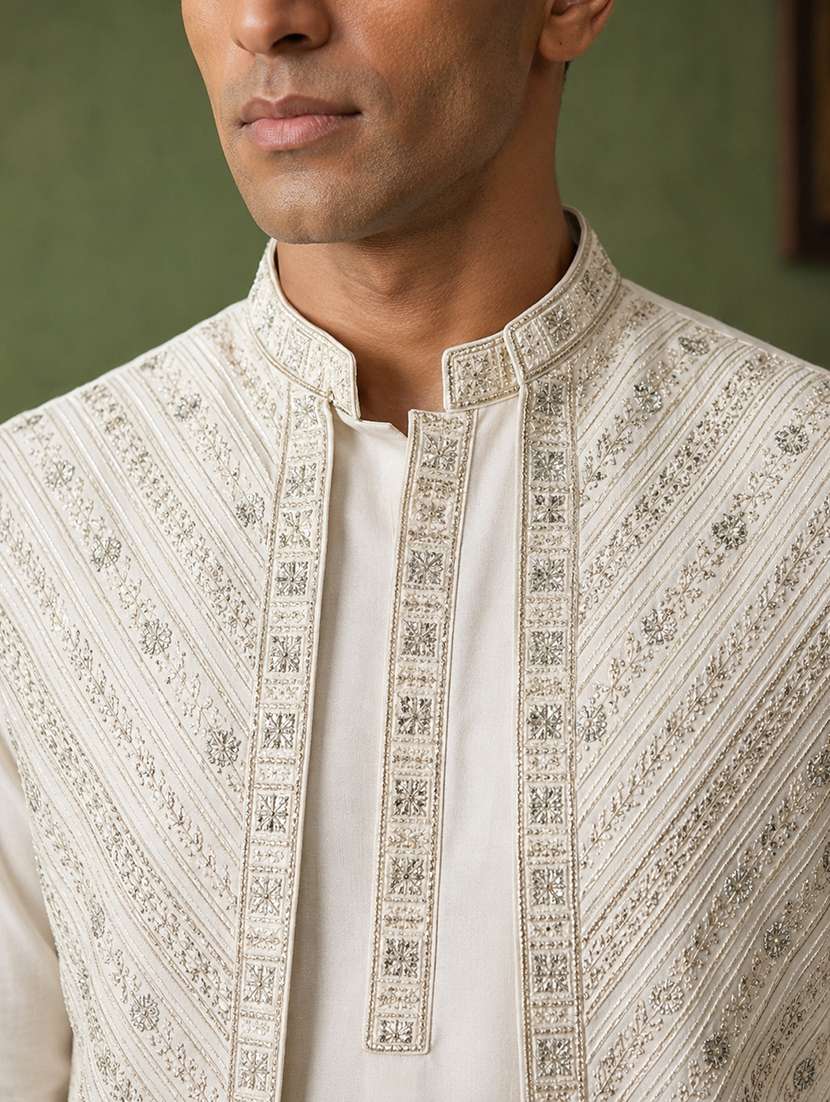 Men Embroidered Long Sleeves Kurta Pyjama Set With Jacket - 22576296 -  Standard Image - 1