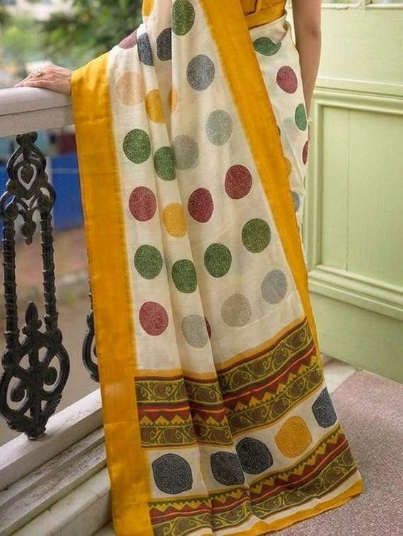 women printed casual wear saree with blouse - 22576698 -  Standard Image - 1