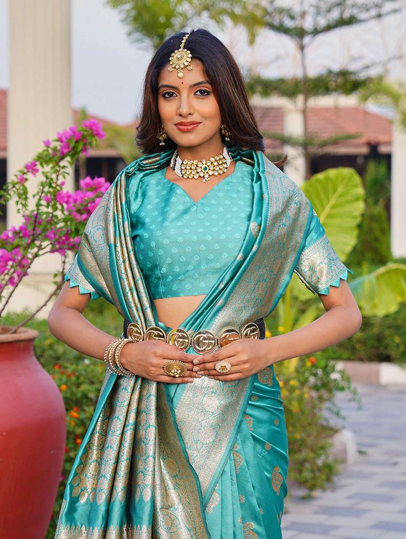 women self design banarasi saree with blouse - 22576741 -  Standard Image - 1