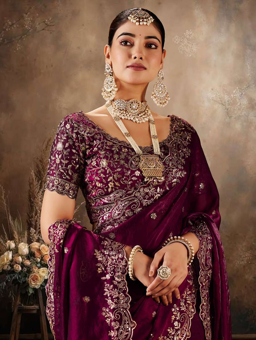 Women Solid With Work Embroidered Saree With Blouse - 22576770 -  Standard Image - 4