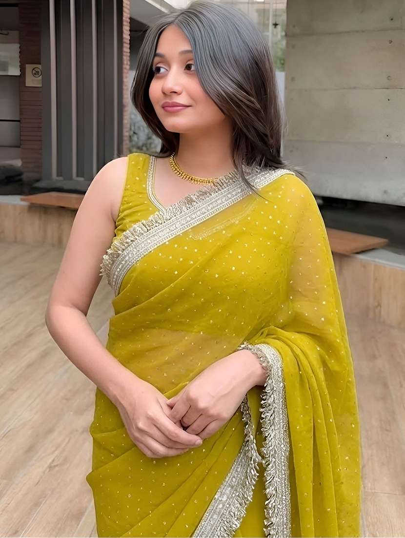 women self design bordered saree with blouse - 22576838 -  Standard Image - 1