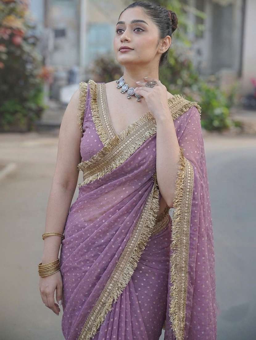 women self design bordered saree with blouse - 22576852 -  Standard Image - 1
