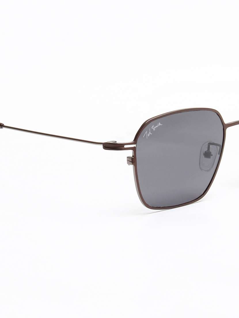 ted smith unisex wayfarer gunmetal-black metal sunglasses with polarised lens - 22576924 -  Standard Image - 4
