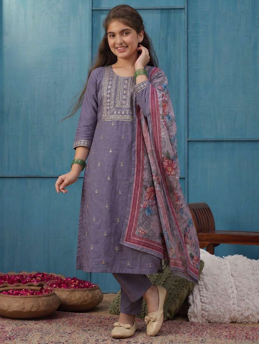 girls embroidered three quarter sleeves kurta pant set with dupatta - 22576947 -  Standard Image - 1