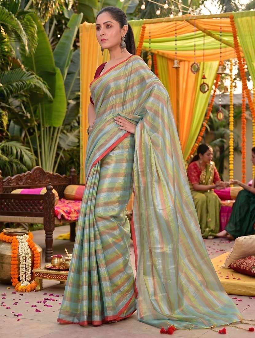 women striped printed saree with blouse - 22576966 -  Standard Image - 1