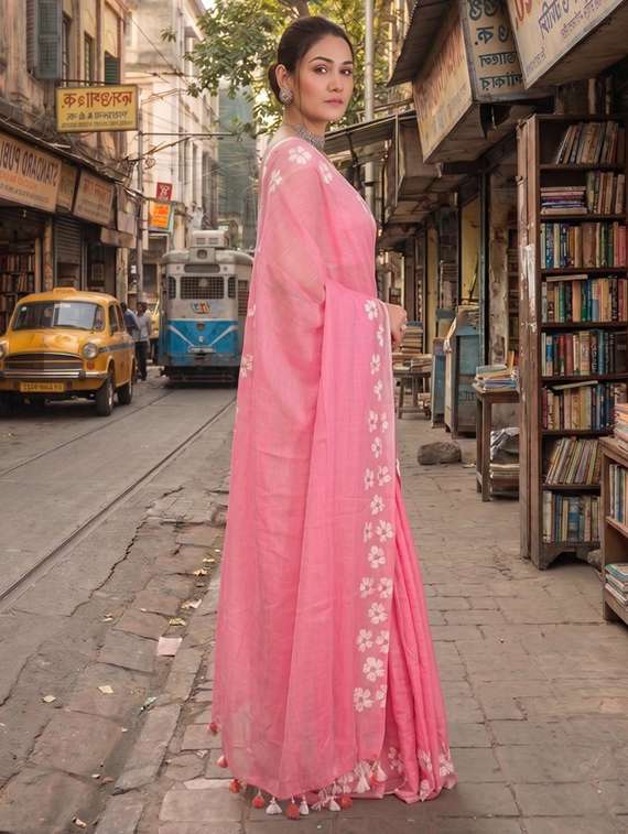 women floral printed saree - 22576971 -  Standard Image - 1