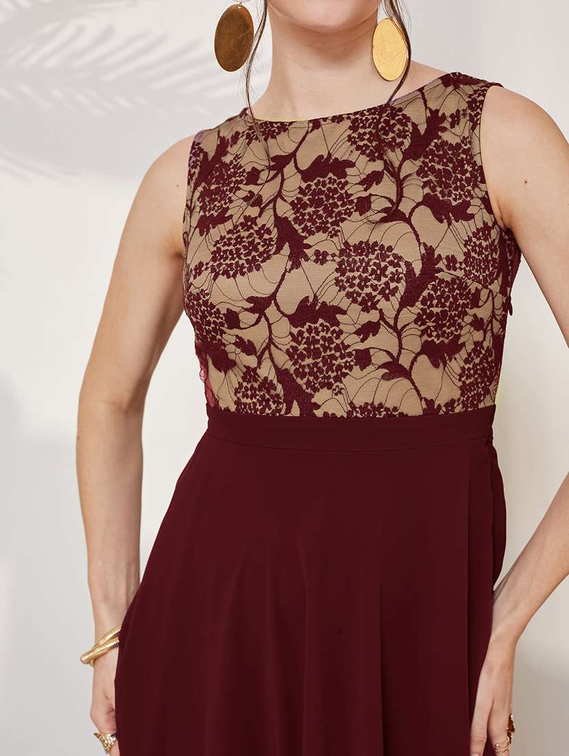 Women Self Design Sleeveless Fit And Flare Dress - 22577231 -  Standard Image - 1