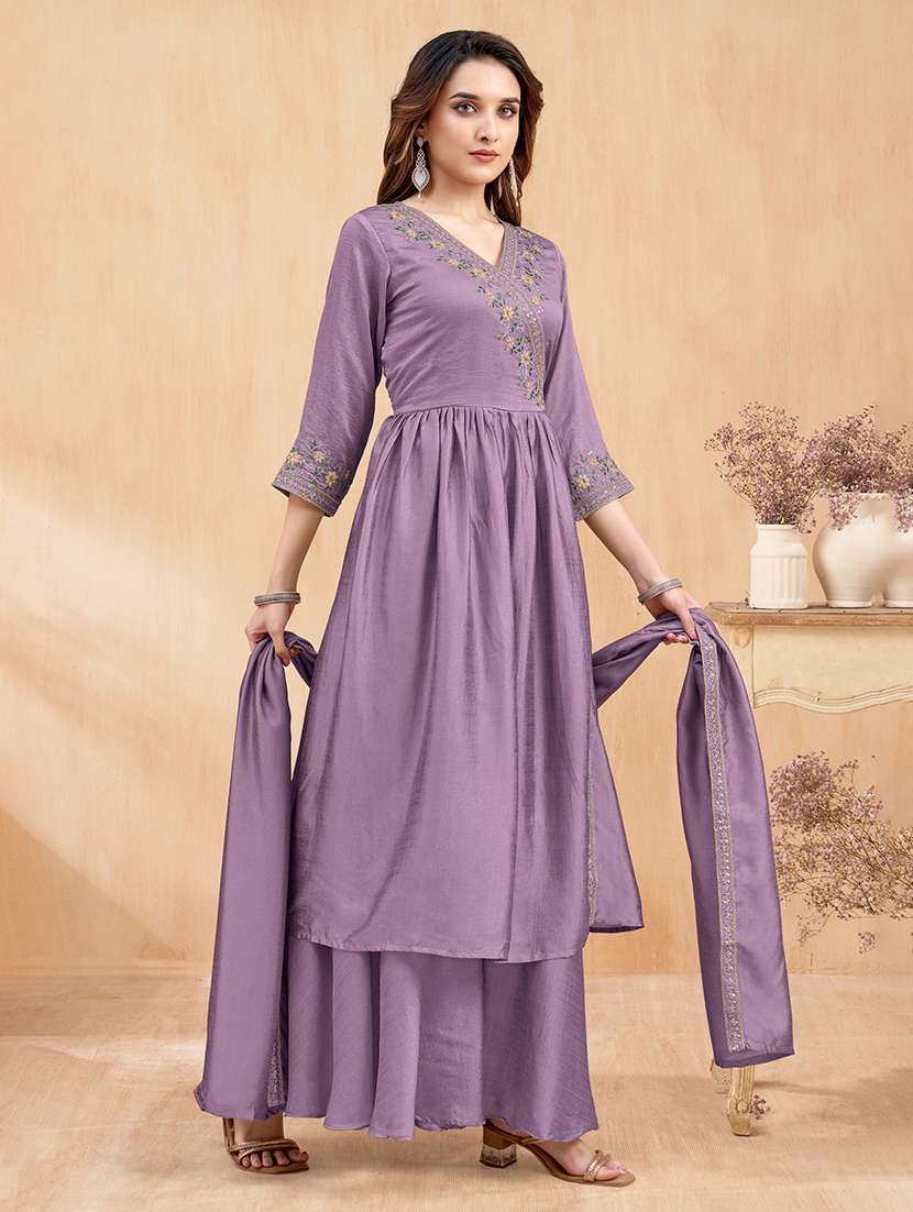 women embroidered three quarter sleeves kurta palazzo set with dupatta - 22577425 -  Standard Image - 4