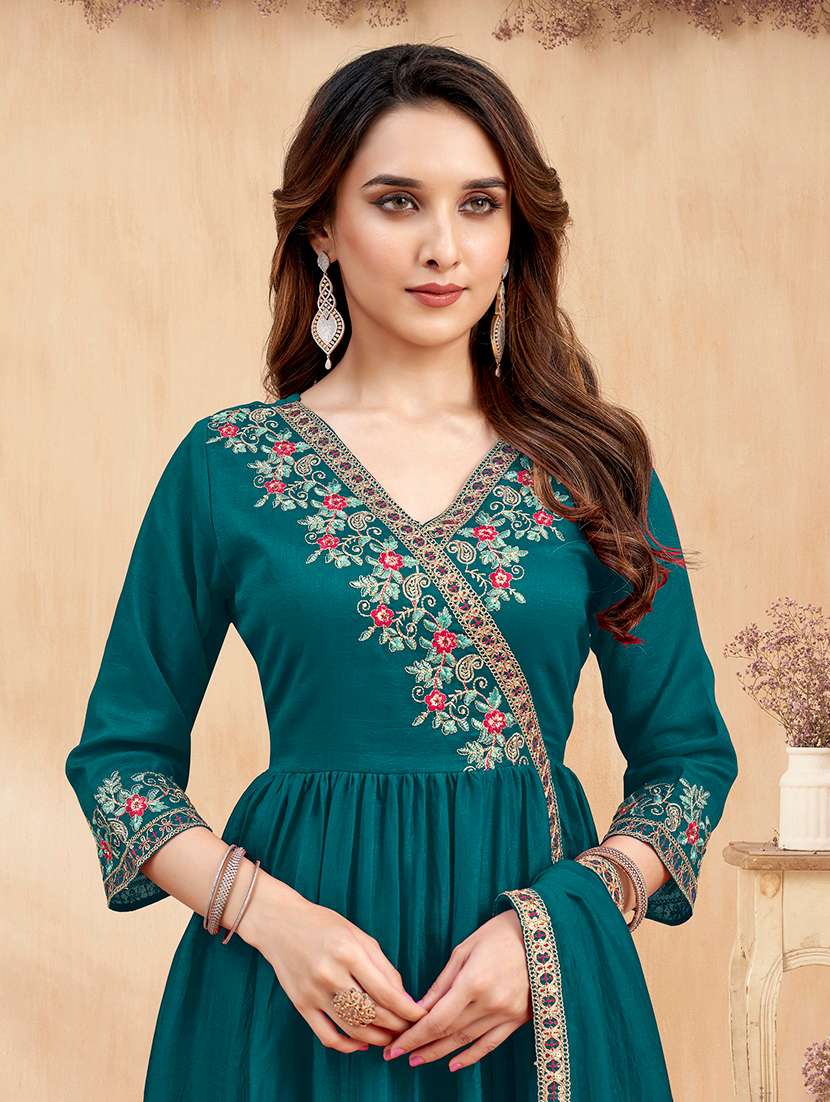 women embroidered three quarter sleeves kurta palazzo set with dupatta - 22577427 -  Standard Image - 1