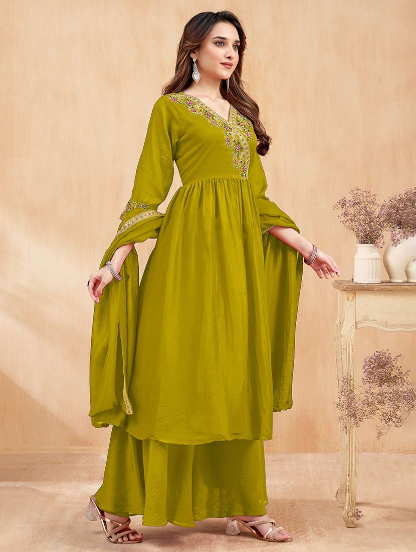 women embroidered three quarter sleeves kurta palazzo set with dupatta - 22577428 -  Standard Image - 4