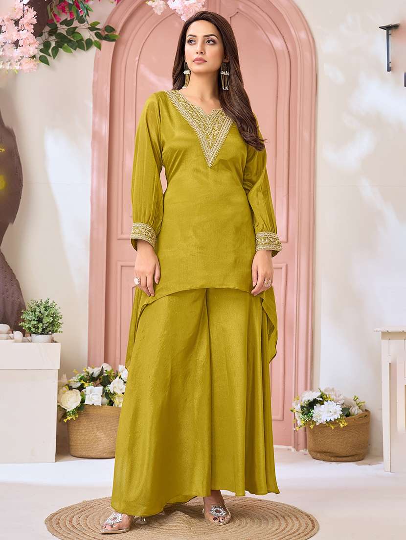 women embroidered long sleeves kurta palazzo set