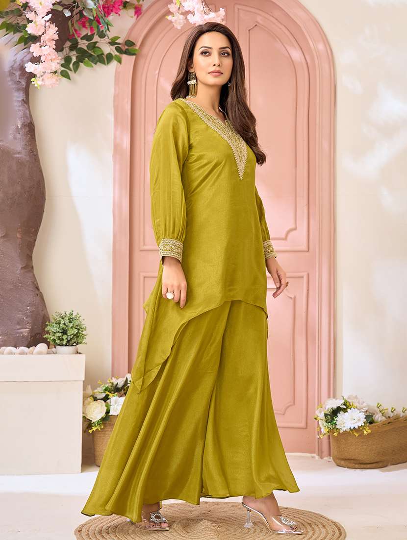 women embroidered long sleeves kurta palazzo set - 22577434 -  Standard Image - 4