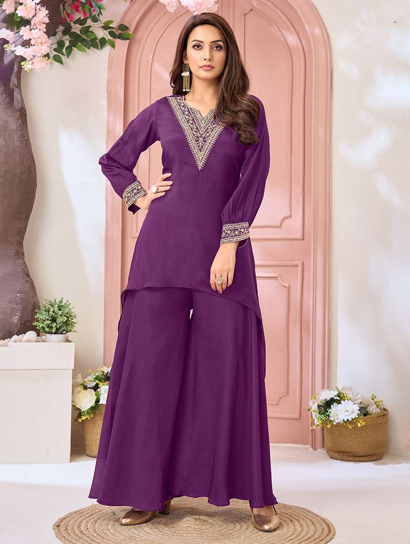 women embroidered long sleeves kurta palazzo set