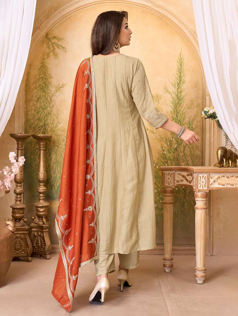 women embroidered three quarter sleeves kurta pant set with dupatta - 22577440 -  Standard Image - 4