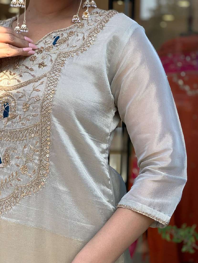 women embroidered three quarter sleeves kurta palazzo set with dupatta - 22577487 -  Standard Image - 4