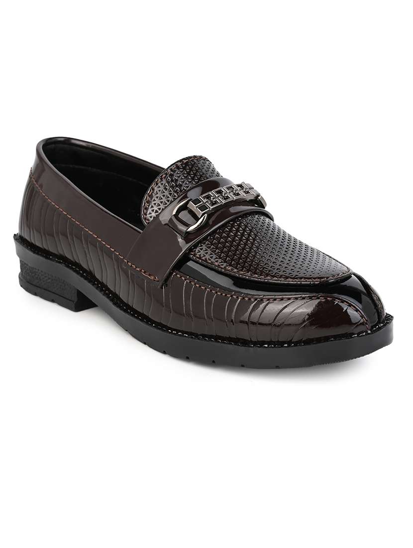 Men Textured Slip On Loafer - 22578379 -  Standard Image - 1