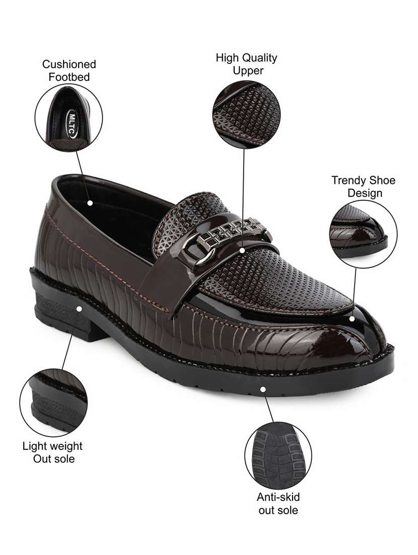 Men Textured Slip On Loafer - 22578379 -  Standard Image - 4