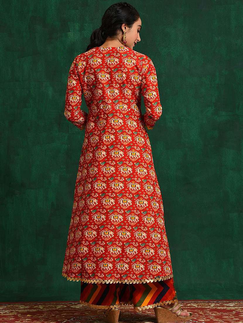 women printed three quarter sleeves kurta palazzo set with jacket - 22578424 -  Standard Image - 4