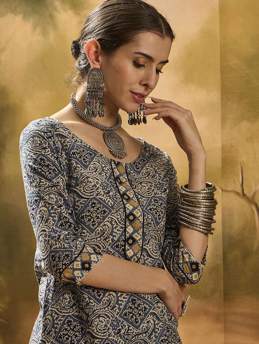 women printed three quarter sleeves kurta pant set - 22578436 -  Standard Image - 1