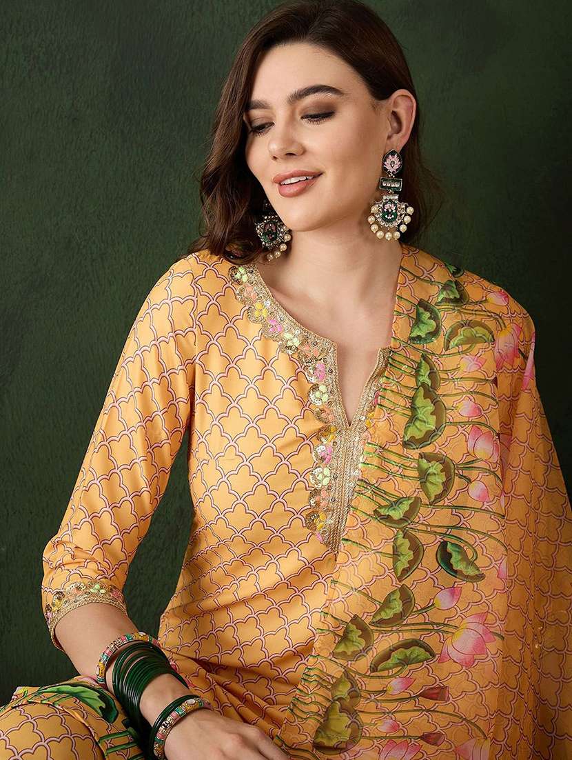 women printed three quarter sleeves kurta pant set with dupatta - 22578464 -  Standard Image - 1