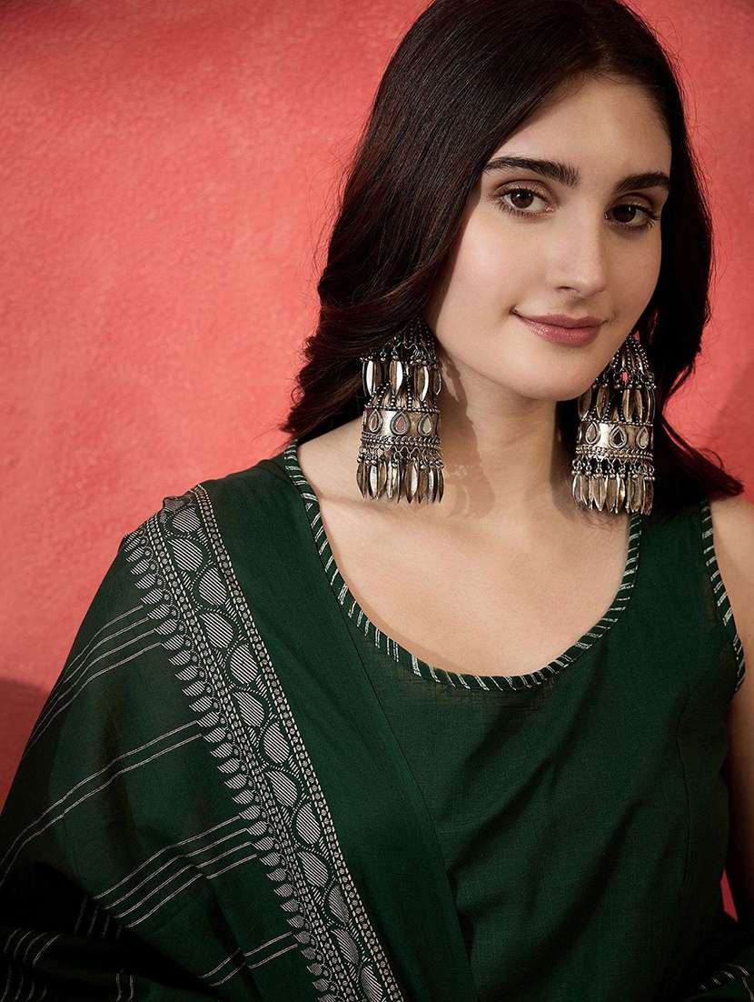 women solid sleeveless kurta pant set with dupatta - 22578473 -  Standard Image - 1