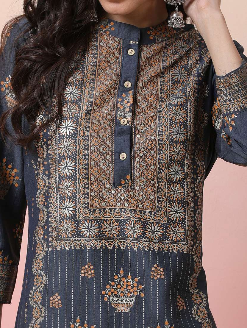women printed three quarter sleeves kurta pant set - 22578484 -  Standard Image - 1