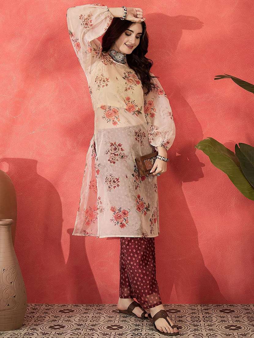 Women Printed Puff Sleeves Kurta Pant Set - 22578488 -  Standard Image - 4