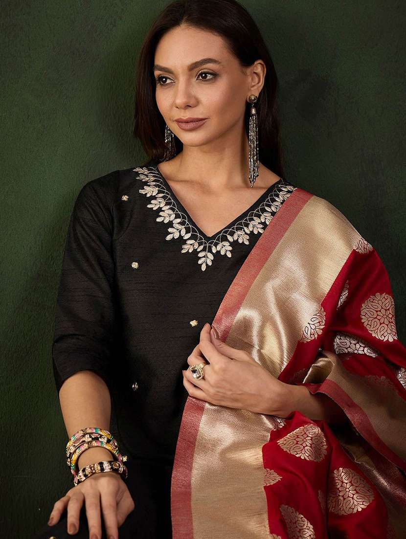 women embroidered three quarter sleeves kurta pant set with dupatta - 22578508 -  Standard Image - 1