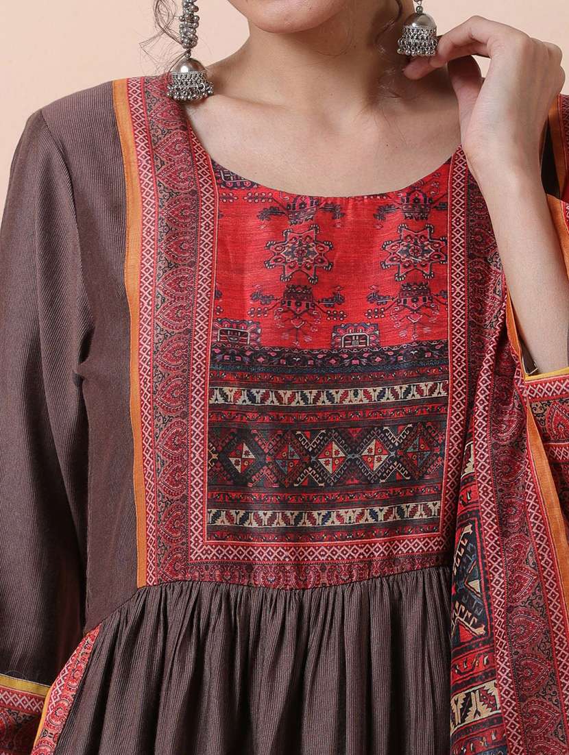 women printed three quarter sleeves kurta palazzo set with dupatta - 22578526 -  Standard Image - 1